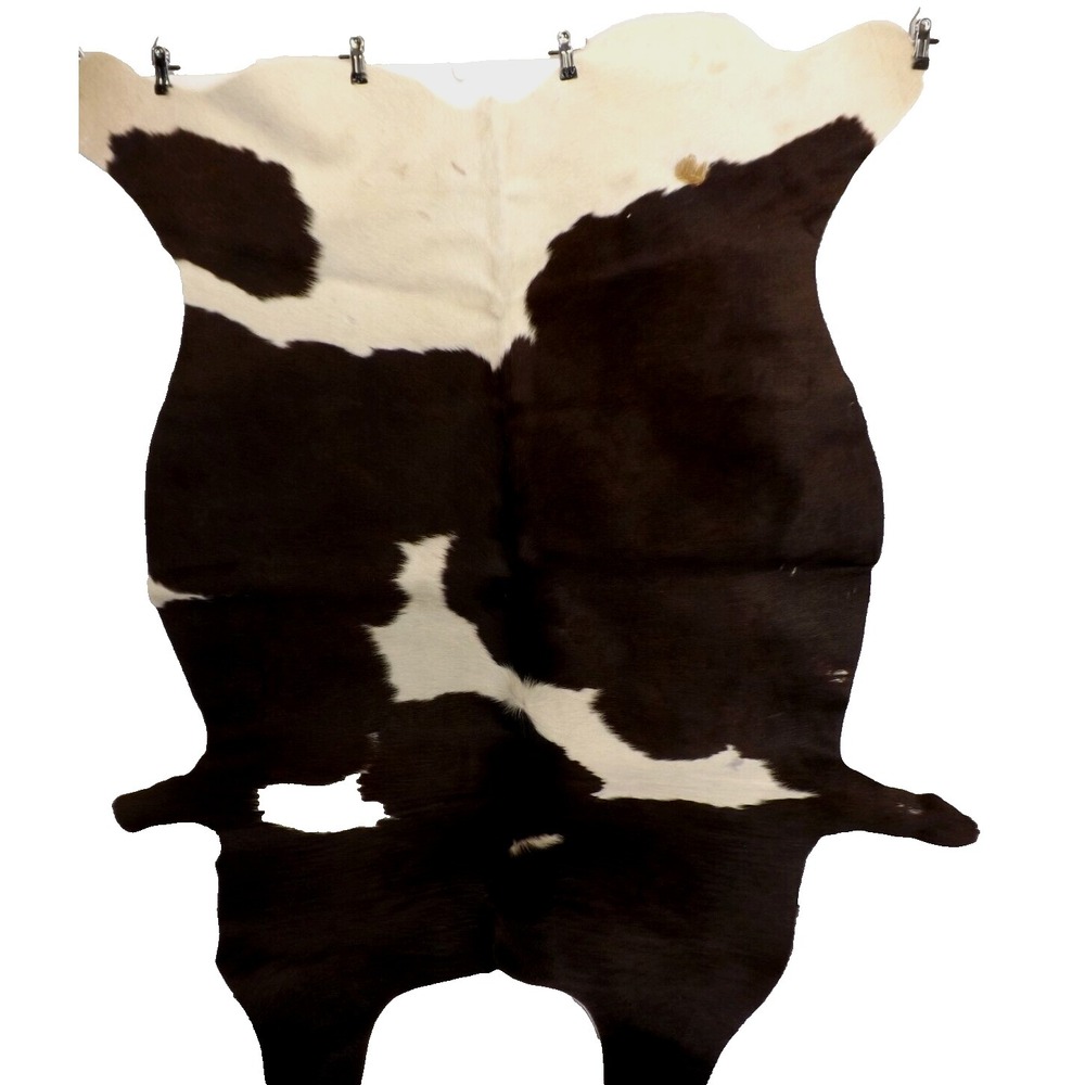 Safavieh Cow Hide Rug Collection COH211B-5 Brown/White - 27-32 sqft